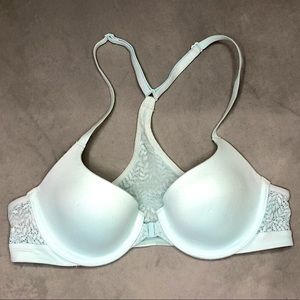 Front-close Demi Bra